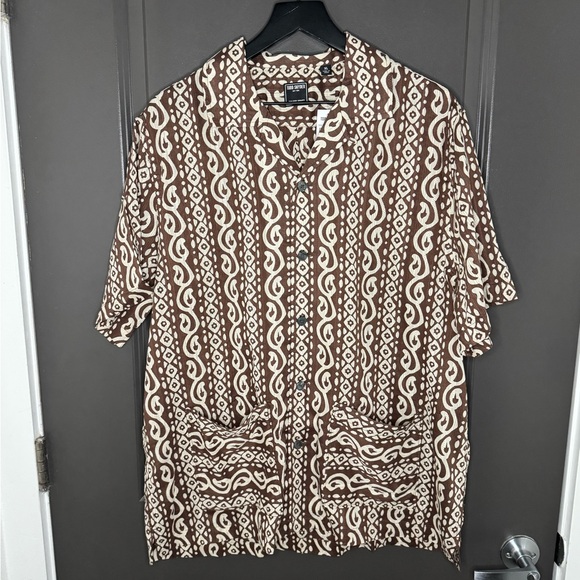 🔥🔥NWT Todd Snyder Geometric Dobby Short Sleeve Camp Collar Shirt in Brown - Picture 7 of 15